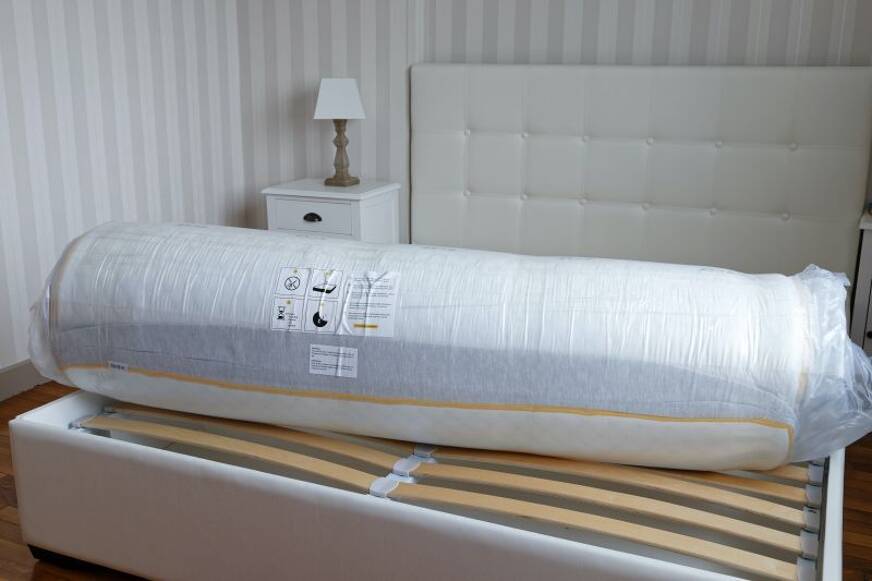 Eve Premium Hybrid mattress